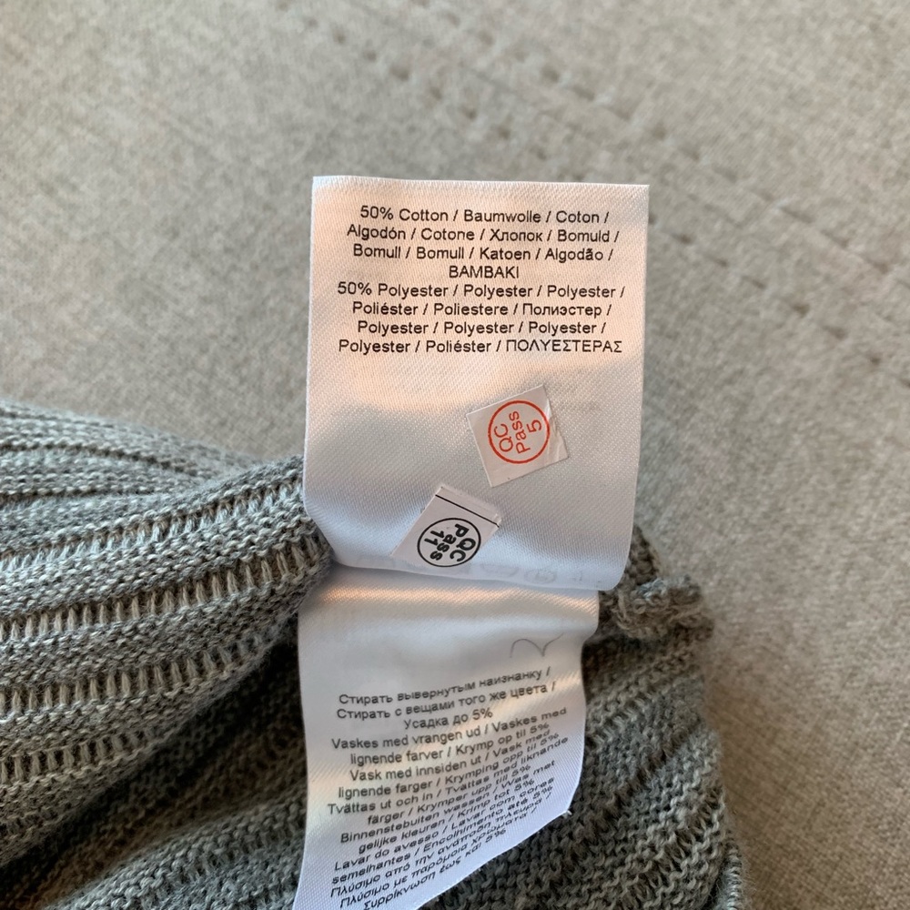 !Solid Denmark Sweater - Picture 2 of 3